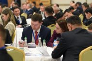 Фоторепортаж с туркмено-российского бизнес-форума в Ашхабаде