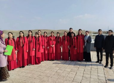 Students of the IIR of the Ministry of Foreign Affairs of Turkmenistan visited the Seyitjemaleddin Mosque in Anau