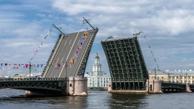Санкт-Петербургу исполнилось 320 лет