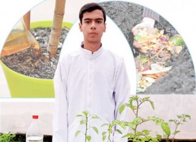 Turkmen schoolboy proposed his technology for processing food waste
