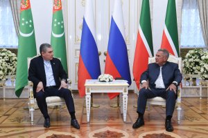 Гурбангулы Бердымухамедов и Рустам Минниханов обсудили перспективы туркмено-татарстанского сотрудничества