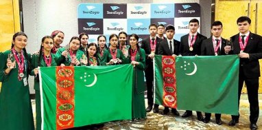 Школьники из Туркменистана одержали победу на международной олимпиаде в Малайзии