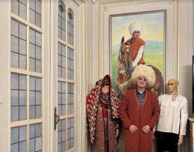 A Dutch student who is fond of Magtymguly's poetry visited the Embassy of Turkmenistan in Brussels