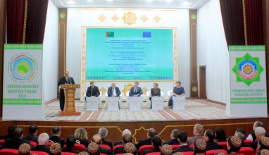 В Мары прошел международный форум по энергоэффективности в Туркменистане