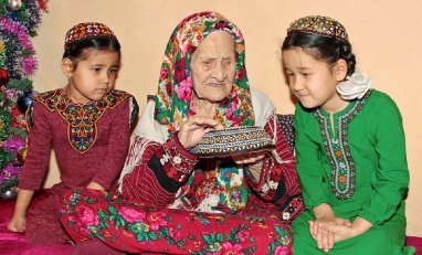 Жительница Туркменистана отпраздновала 116-летие