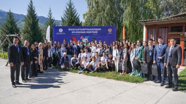 Turkmenistan delegation takes part in the International Volunteer School