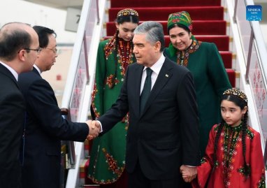 Глава Халк Маслахаты Туркменистана прибыл в Китай на форум «Один пояс, один путь»