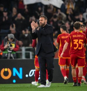 Daniele De Rossi leaves his post as “Roma” head coach