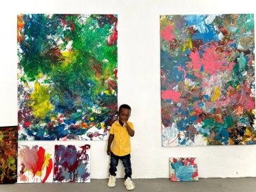 Gana’da 1,5 yaşındaki çocuk, en genç ressam ünvanı ile Guinness Rekorlar Kitabı’na girdi