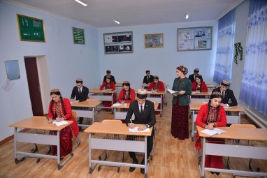 Техническое училище ГК «Туркменхимия» проводит День открытых дверей