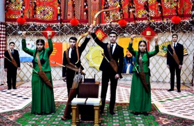 В Туркменистане идет отбор участников III сезона конкурса «Юные вестники мира»