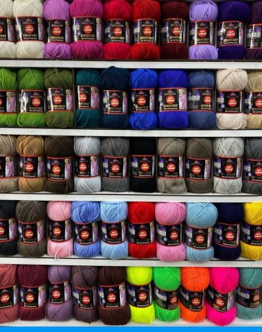 The “World of Yarn” store is holding a promotion in honor of Ramadan