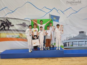 Юные туркменские шпажисты завоевали 8 медалей на турнире Platinum Fencing Cup в Алматы
