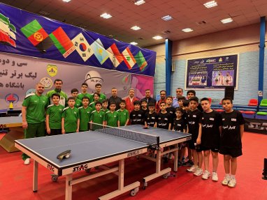 The Turkmenistan table tennis team improves its skills at the training camp in Tehran