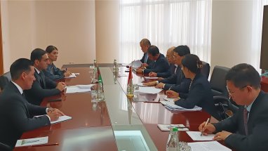 В МИД Туркменистана состоялась встреча с делегацией Китая
