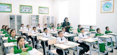 The new “youth” school of Turkmenabat demonstrates success