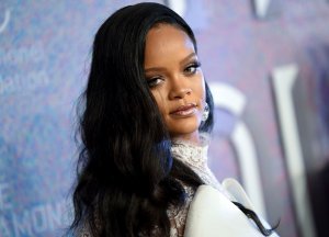 Rihanna will voice Smurfette and write soundtracks for the new “Smurfs”