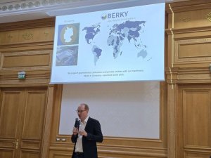 German company BERKY GmbH presented innovative equipment for cleaning water bodies in Turkmenistan