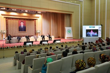 High Technology Week started in Ashgabat