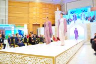 Фоторепортаж: Открытие Международной выставки, посвященной 25-летию нейтралитета Туркменистана