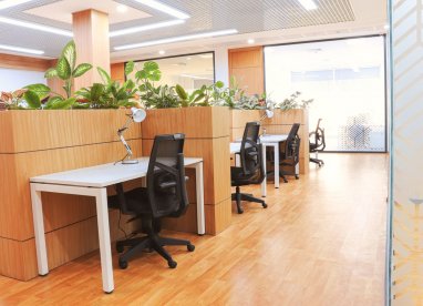 Regus is giving a 15% discount on workplace rentals in Ashgabat