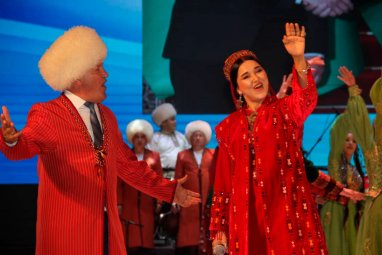 Täjigistanda Türkmenistanyň Medeniýet günleriniň açylyş dabarasy boldy