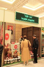 Photoreport: The Union of Industrialists and Foresters Turkmenistan-2021 exhibition solemnly opened in Ashgabat