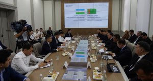 Türkmenistan ve Özbekistan, ekonomik işbirliğini güçlendiriyor