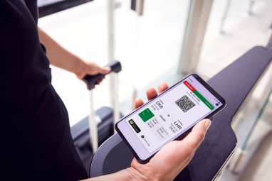 Emirates Airlines introduces electronic boarding passes