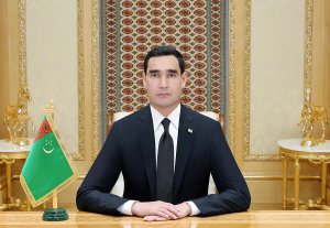 Türkmenistanyň Prezidenti Halkara sergä gatnaşyjylary gutlady