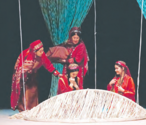 В театре восточного региона Туркменистана состоялась премьера спектакля