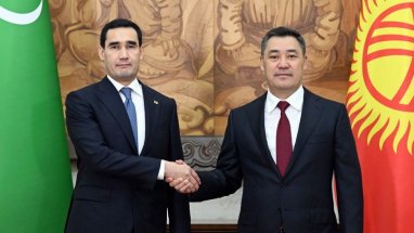 Президенты Туркменистана и Кыргызстана обсудили вопросы развития сотрудничества