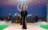 Son fuar olan UIET-2024'te Türkmen modası ve girişimcilerin ürünleri