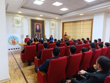 Агентство «Туркменсвязь» организовало поэтический вечер в честь 300-летия Махтумкули Фраги