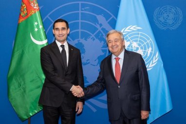 Президент Туркменистана встретился с Генеральным секретарём ООН Гутерришем в Нью-Йорке