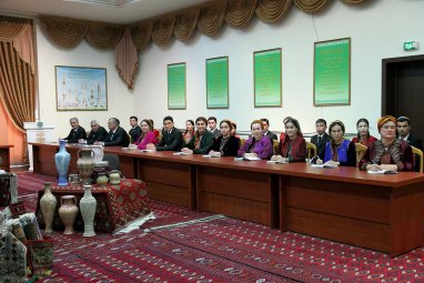 Online meeting on national handicrafts united Turkmenistan and Tatarstan