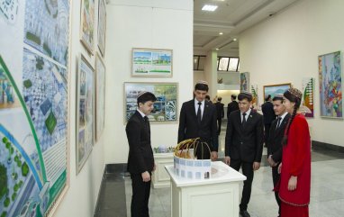 В туркменской столице отрылась выставка «Мой Ашхабад – город дизайна»