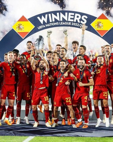 Сборная Испании победила Хорватию в финале футбольной Лиги наций