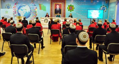 В ИМО МИД Туркменистана прошла конференция к 300-летию Махтумкули Фраги