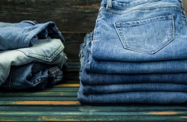 Scientists: jeans harm the environment