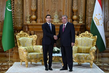 Сердар Бердымухамедов провел переговоры с Президентом Таджикистана