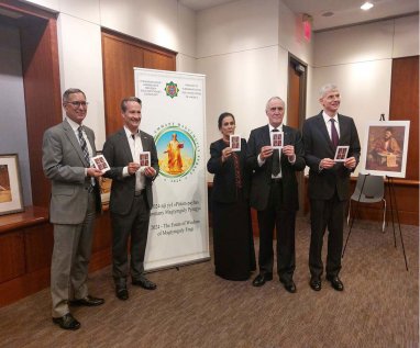 В Вашингтоне презентовали юбилейные марки к 300-летию туркменского классика Махтумкули 