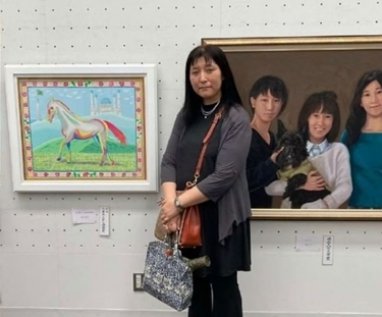 Японская художница Мичио Комине представила свою картину «Туркменистан» на выставке в Токио