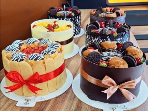 Zyýat Hil: cakes and gift sets to suit your taste