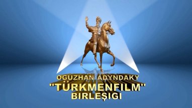Туркменские кинематографисты снимают новые документальные фильмы к 300-летию Махтумкули