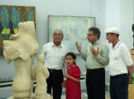 Персональная выставка работ художников Ярмаммедовых в Ашхабаде