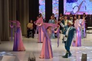 Fotoğraf Raporu: Türkmenabat, Özbekistan Kültür Günlerinde Gala Konserine Ev Sahipliği Yapıyor