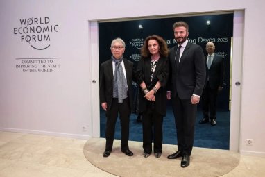 Дэвиду Бекхэму вручили награду Crystal Awards за сохранение прав детей