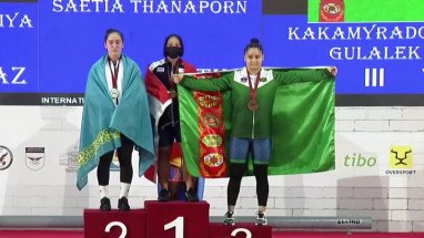 Turkmen weightlifter won bronze in snatch at World Youth Championships in Albania