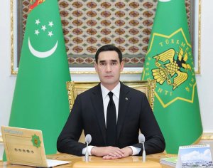 Türkmenistanyň Prezidenti Arkadag şäheriniň ikinji tapgyrynda binalary we desgalary gurmak baradaky Karara gol çekdi
